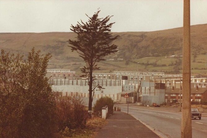 2 Hour Terror and Mural History Belfast taxi Private Tour - Crumlin Road Gaol: how punishment and politics were linked