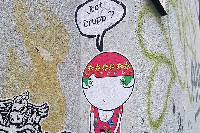 3-Hour Cologne Street Art Bike Tour in Small Group with Guide - Group size and noise: when a small tour still needs your help