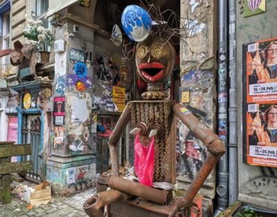 Alternative Berlin / Street art tour - Private group - Meeting at Revaler Straße and Warschauerstraße: how the tour starts