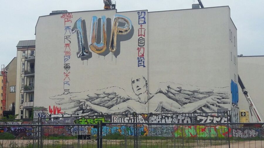 Alternative Berlin / Street art tour - Private group - Nightlife and bar tips: what you can do after the tour