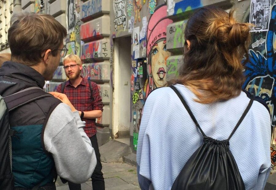 Alternative Hamburg / Street Art Private Tour - What $235 buys: private-group value for a 2-hour street art walk
