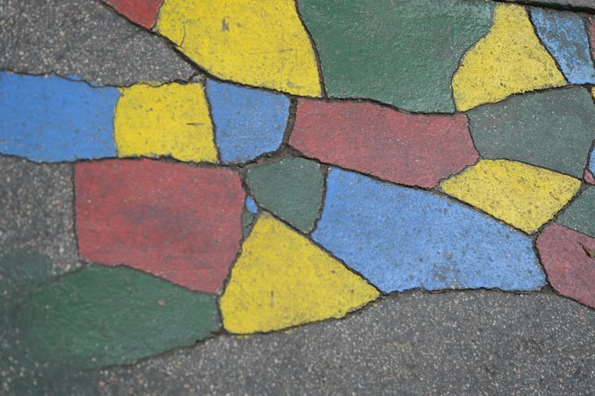 Alternative Street Art Free Walking Tour of Budapest - Timing, Pacing, and Group Size: Small Tour, Real Interaction