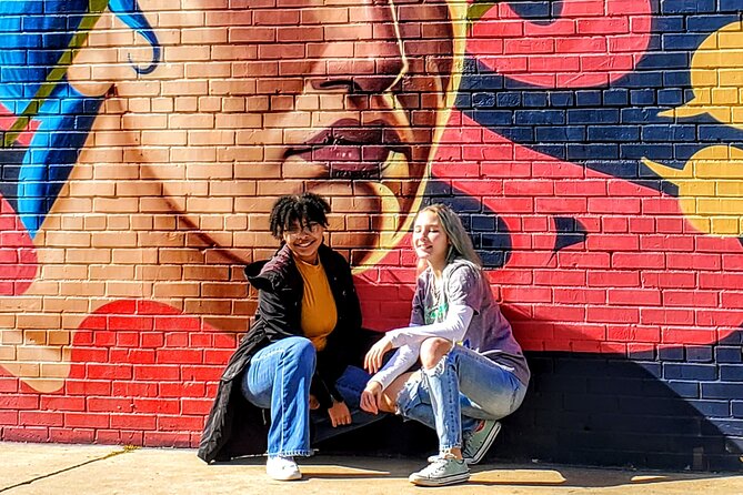Austin Mural Selfie Tour by Pedicab - Meeting point and pickup: the fastest way to start