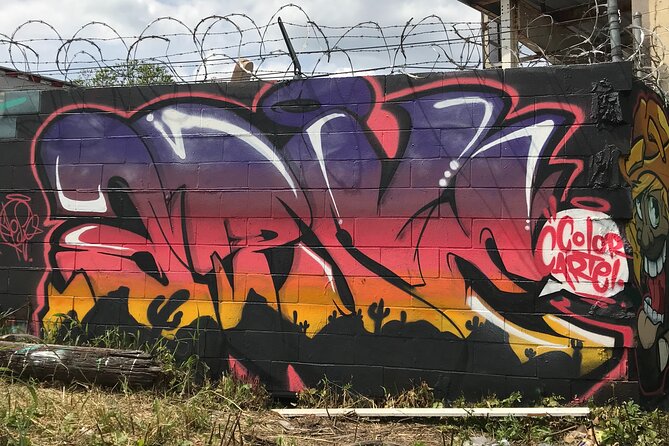 Austin’s Original Graffiti Culture Experience & Workshop - Your hands-on tag: making something with spray paint