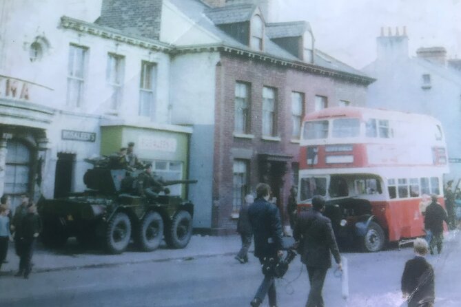 Award Winning Express 2 Hours Belfast Black Taxi/Cab tours - Stop 5: The Peace Wall, Quotes, and What Separation Looks Like Today