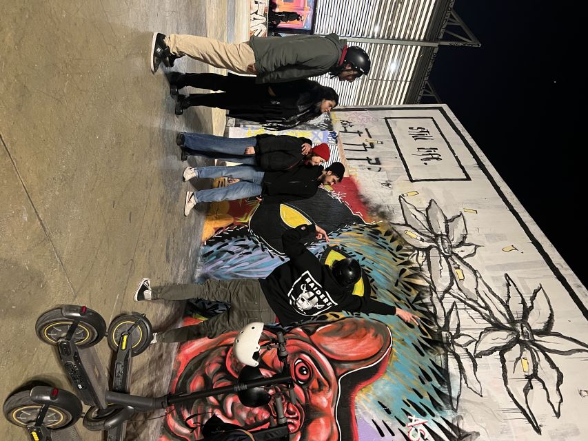 Barcelona: Graffiti E-Scooter Tour - The 2.5-Hour Structure: Riding, Stops, and a Creative Moment