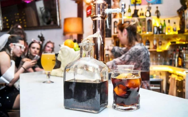 Barcelona Street Art, Graffiti & Tapas Tour - What to Watch For While You’re Booking