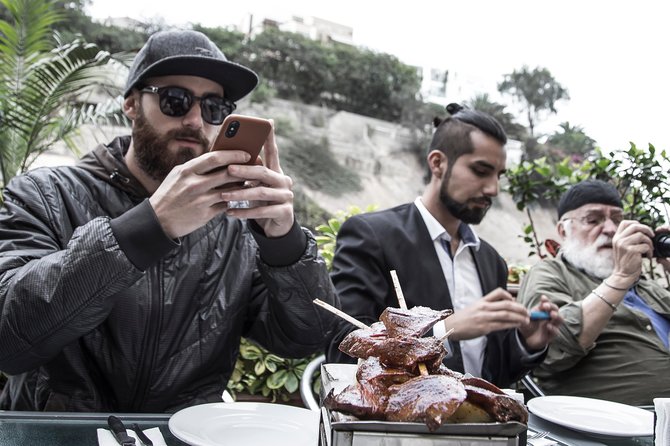 Barranco Art and Food Tour: Graffiti Walk and Culinary Delights - Jade Rivera Museum: graffiti art treated like cultural history