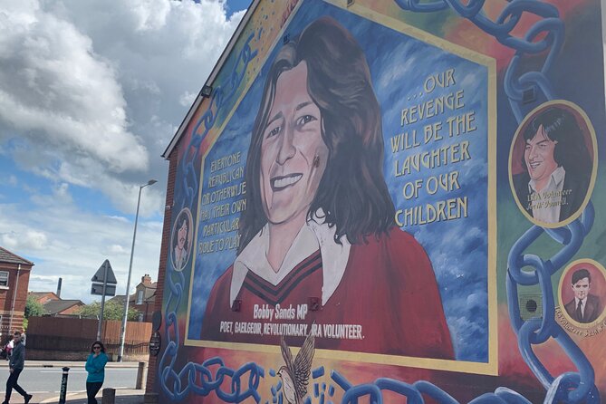 Belfast city and Mural 4 hour tour - Key things you’ll notice on this Belfast city and mural tour