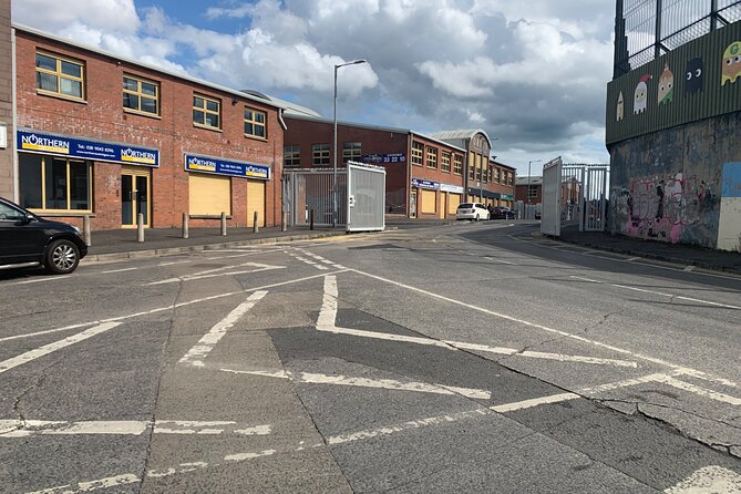Belfast city and Mural 4 hour tour - Tips to get more from the murals and the city portion