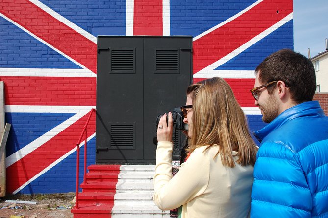 Belfast Famous Black Taxi Tour Political Murals & Peace Wall 2 Hr - Why Belfast’s black taxi route feels more real
