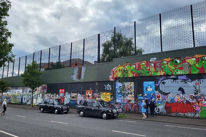 Belfast history of terror & mural 1 hr express private taxi tour - Shankill Road: loyalist roots and the oldest street signal