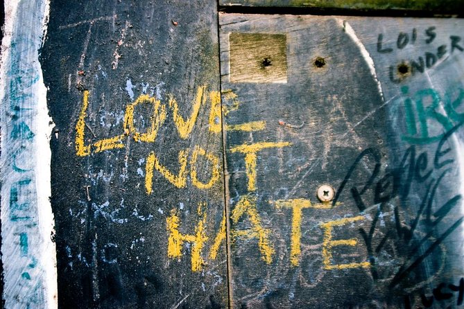 Belfast: Murals Taxi Tour - Key things to know before you ride
