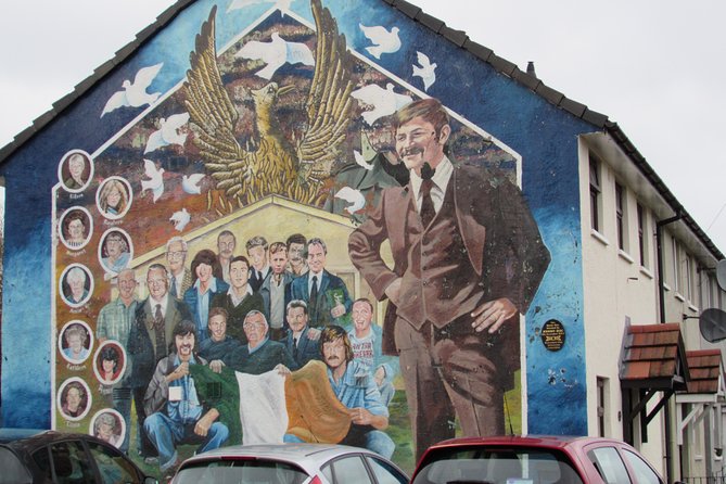 Belfast: Murals Taxi Tour - Divis Tower: The Tour’s First Big Photo Stop