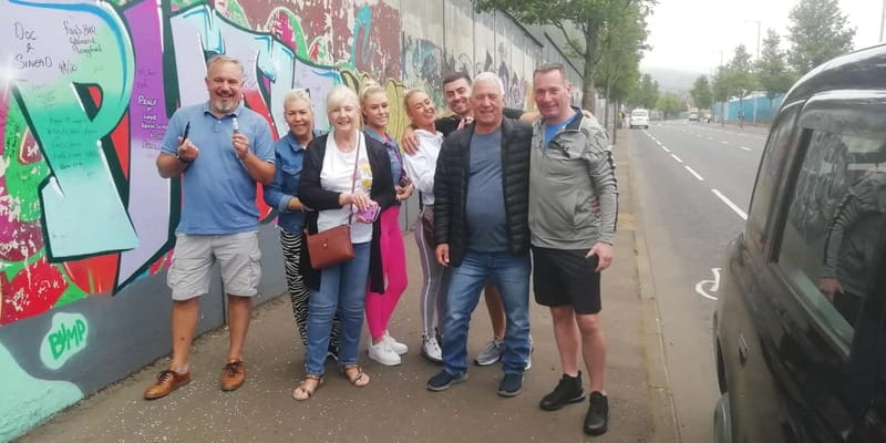 Belfast: Political Mural Taxi Tour - Shankill Road: A Different Lens on the Same City