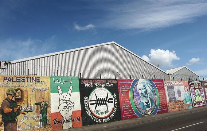 Belfast's Political Mural Taxi Tour - Key highlights to know before you go