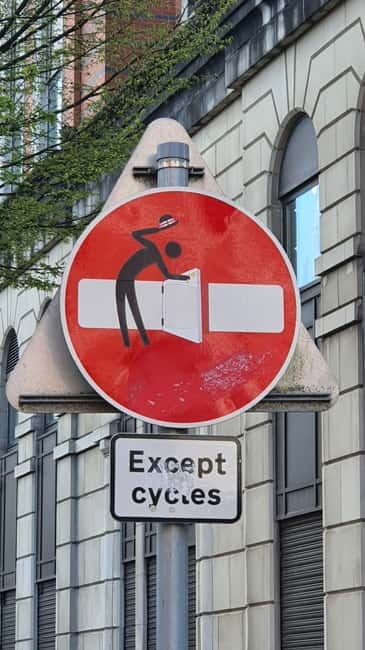 Belfast Troubles : Murals, Street Art, and Peace Wall Tour - Who should book this Belfast Troubles murals and Peace Wall tour