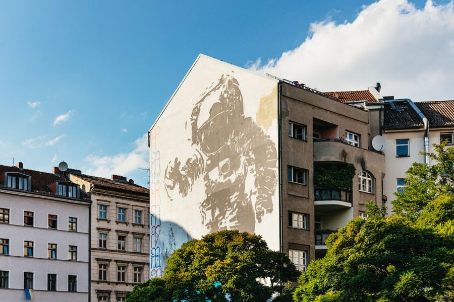Berlin: City Street Art Guided Walking Tour - The Gallery Stop: Seeing What’s Next, Not Just What’s Past