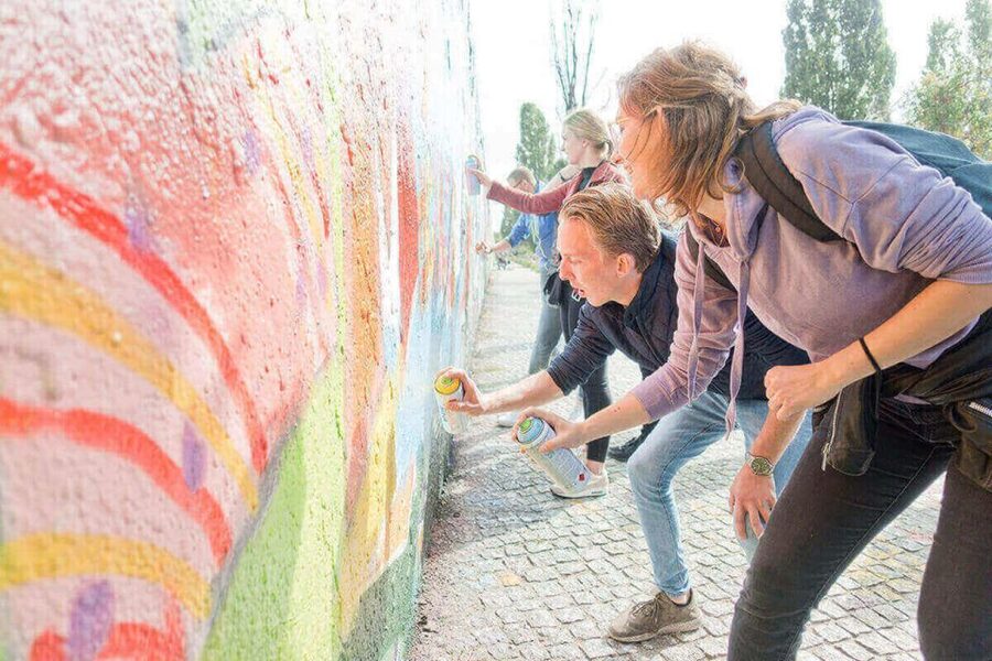 Berlin: Graffiti Workshop at the Berlin Wall - The 90-Minute Flow: From First Spray to Finished Artwork