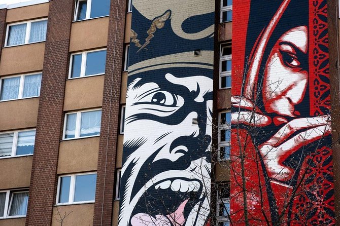 Berlin Street Art Walking Tour - Off The Grid - Time to Look, Wander, and Take Photos (Without Feeling Rushed)