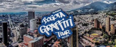 Bogotá: Graffiti Tour el mejor recorrido de arte urbano - Meeting at Parque de los Periodistas and getting oriented fast
