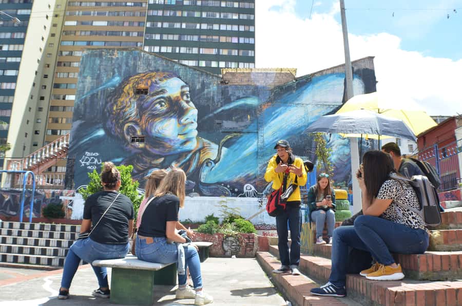 Bogotá: La Candelaria Graffiti & Urban Art Guided Tour - La Candelaria murals: artists, indigenous ancestry, and why the walls talk back