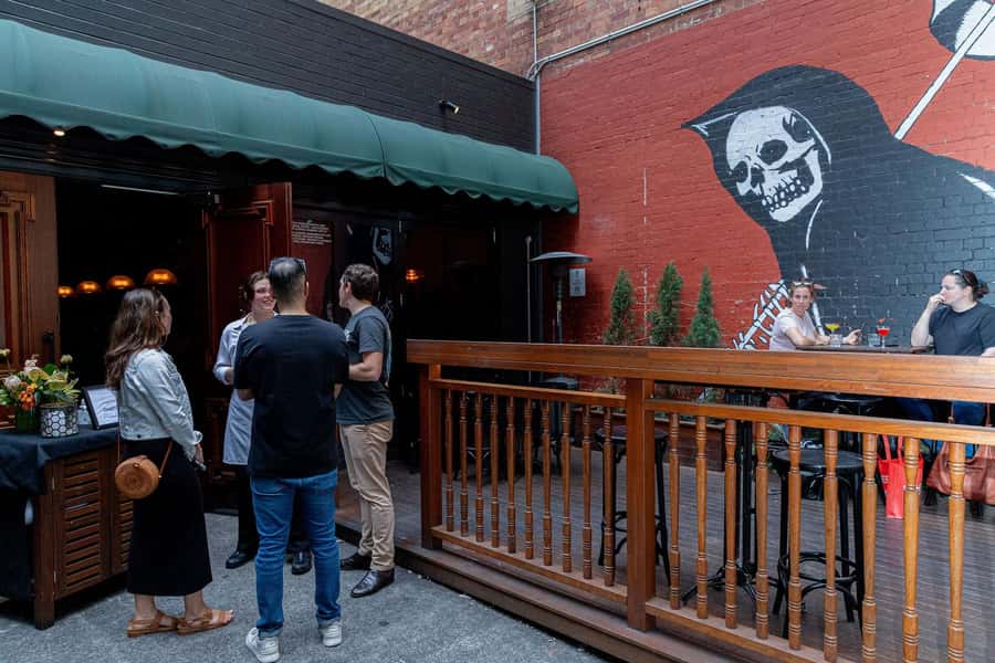 Brisbane: Small Bars and Street Art Tour with a Drink - After the tour: keep the momentum with your bar map