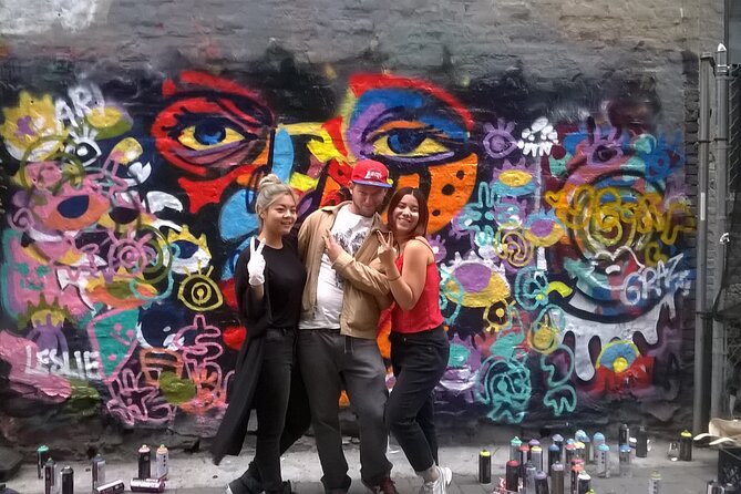Brooklyn Street Art Tour - A guide who talks like an artist, not a lecturer