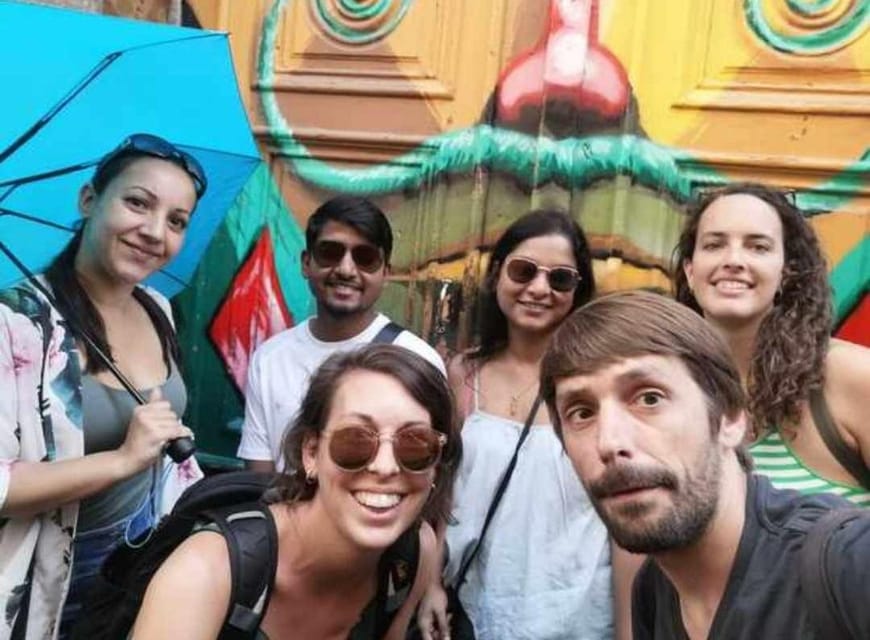 Budapest: Alternative Street Art & Jewish Tour - Getting the most out of it: shoes, weather, and your next meal