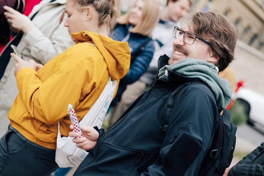 Budapest: Alternative Street Art & Jewish Tour - How the guide keeps the walk lively (Burak, Zsanett, and the small-group feel)