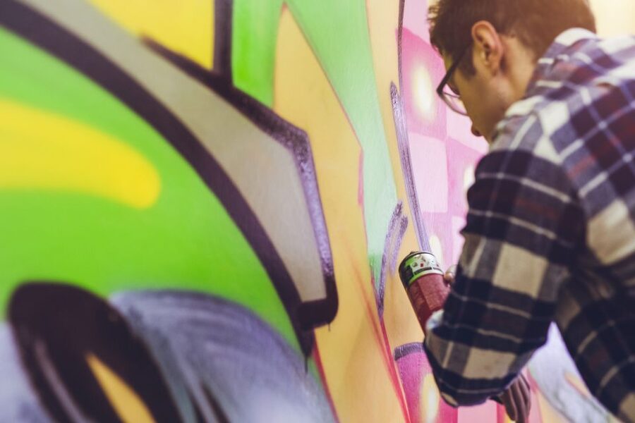 Chicago: Offbeat Guided Street Art Tour - Watching Art Get Made While You Walk