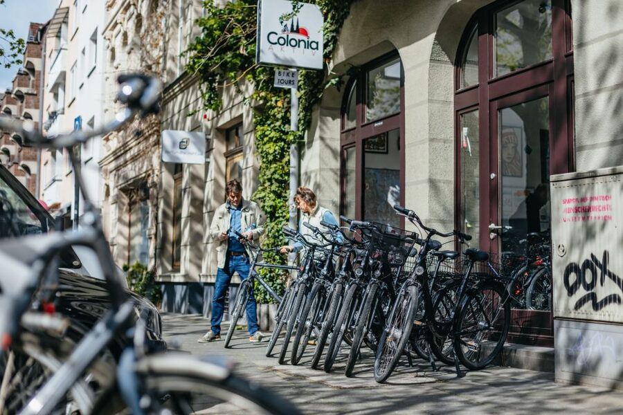 Cologne: Ehrenfeld Street Art Bike Tour - Tour Pace, Road Comfort, and How to Get the Best Experience