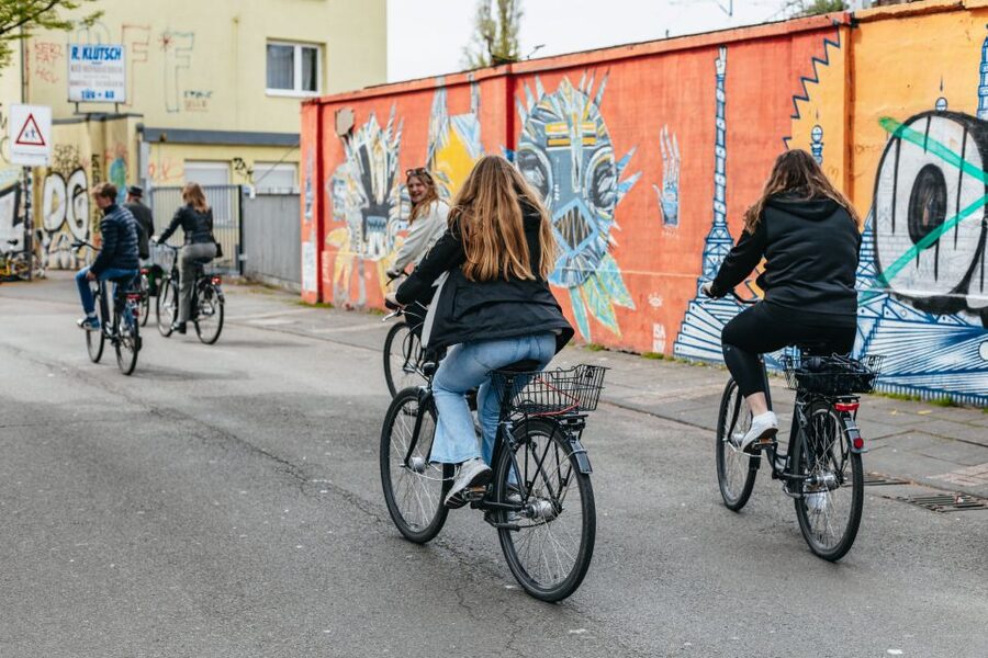 Cologne: Ehrenfeld Street Art Bike Tour - Getting Started: Meeting Near Eigelsteintor and Choosing Your Start Point