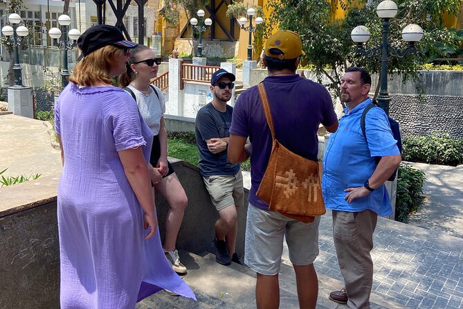 Colorful Barranco Tour and Street Art - Stop 2: Parque Municipal de Barranco and the Creative Neighborhood Vibe
