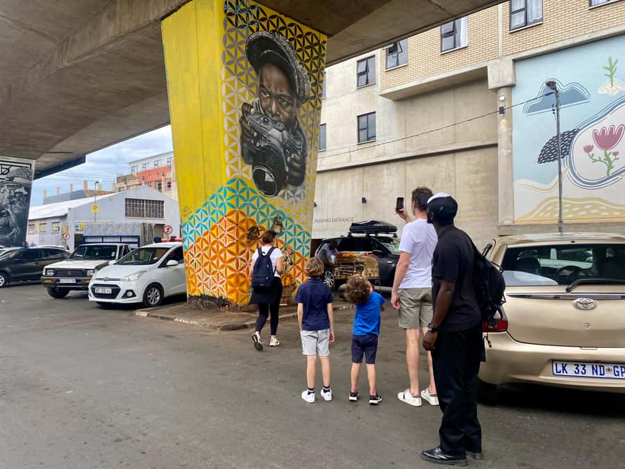 Colours of Johannesburg: A Graffiti & Street Art Tour - What makes Colours of Johannesburg more than a photo walk