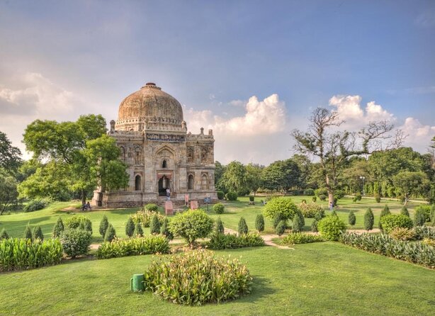 Delhi Street Art Walk in Lodhi Art District with Chai & Food - Key highlights before you go