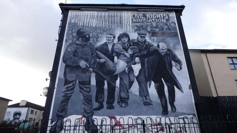 Derry: Bloody Sunday and Bogside Murals Walking Tour - Bloody Sunday on the Street: What You’ll See and Why It Hurts
