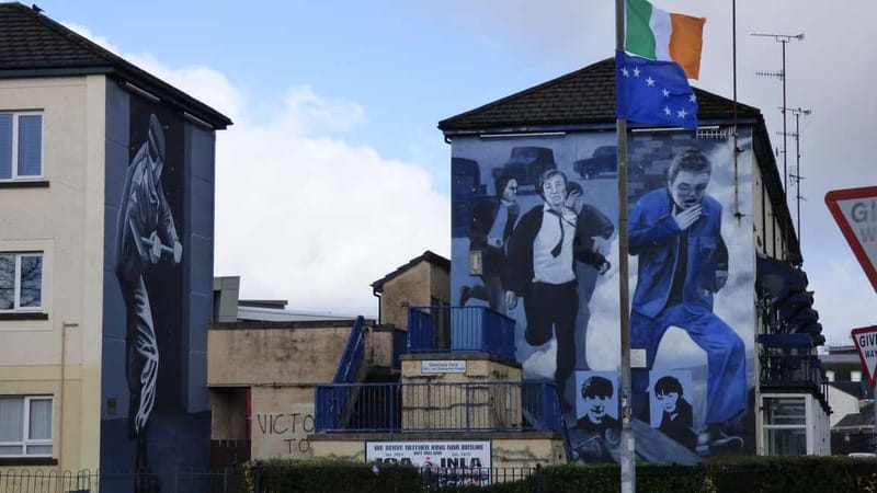 Derry: Bloody Sunday and Bogside Murals Walking Tour - End at the Bloody Sunday Monument: A Place to Land