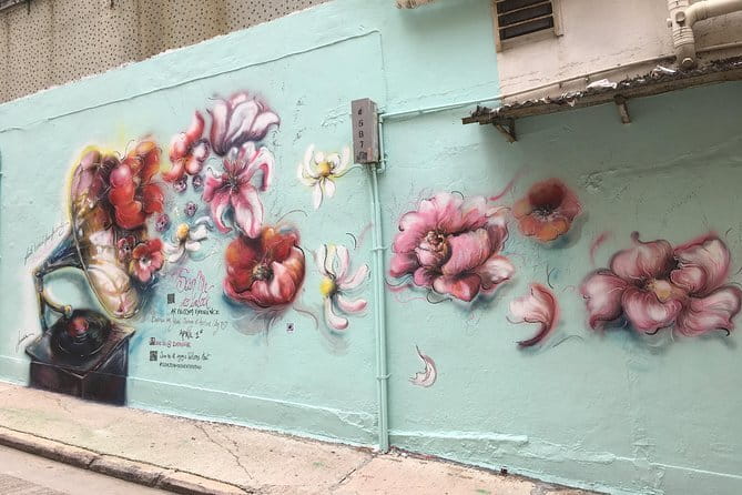Discover the Best of Hong Kong Street Art - Private tour - The 3-hour route: what you’ll do and see