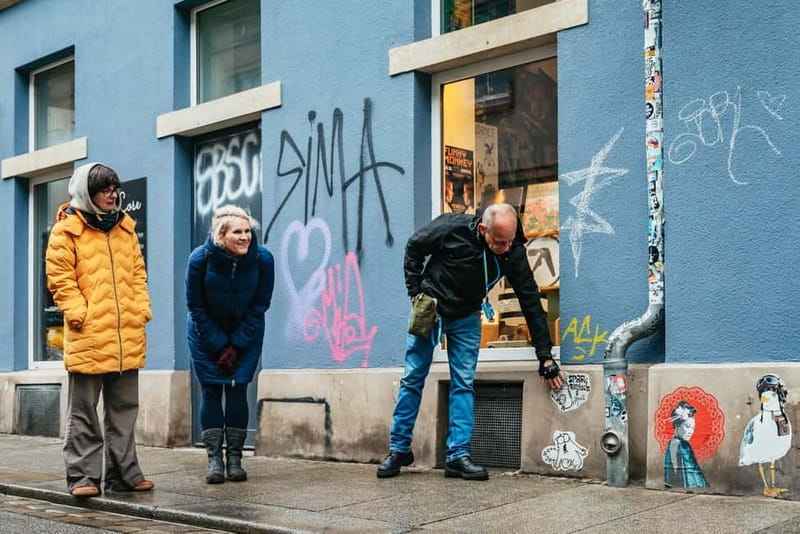 Dresden: Neustadt District Street Art Guided Walking Tour - Daily Life in Neustadt: People, Routine, and Neighborhood Mood