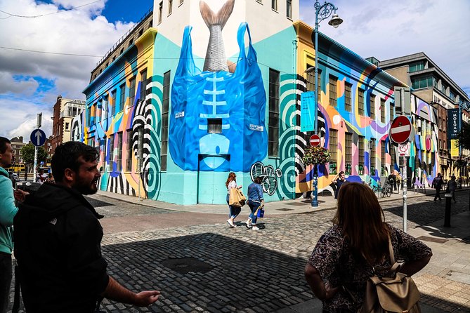 Dublin Street Art Walking Tour - Temple Bar stop: why that first ticketed moment sets the tone