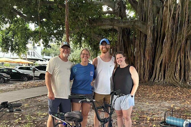 E-Bike Guided Tour Downtown St Pete: Sights & Murals - Stop 2: Gizella Kopsick Arboretum Palms and Cycads