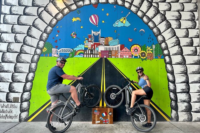 E-bike Mural Tour of Nashville - Meeting at Marathon Village: a start that sets the tone
