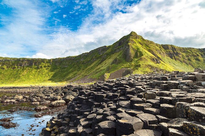 Giants Causeway Tour from Belfast + FREE Belfast Mural Tour - Key highlights at a glance
