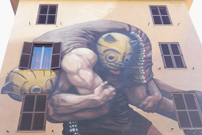 Graffiti art tour in Rome - Pantheon visit: a short stop that still lands the point
