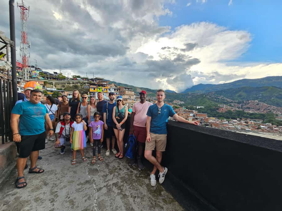 Graffiti Tour comuna 13 and cable car (made by local guides) - Should you book it? My honest take