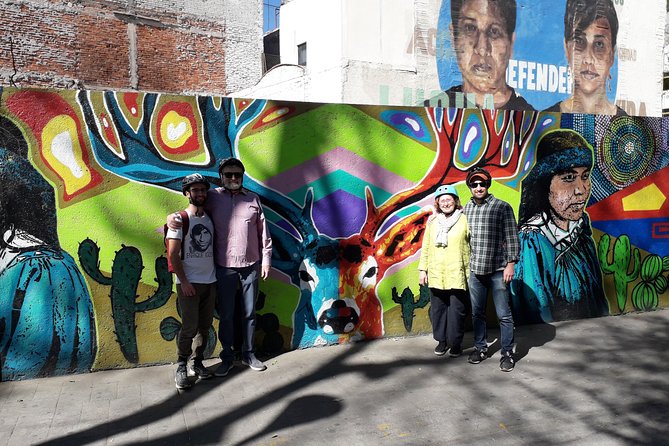 Graffiti & Urban Art Biketour w/ taco stop - Why a bike tour fits Mexico City’s street art