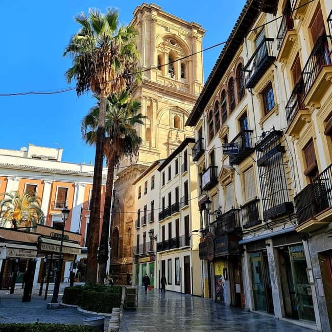 Granada: "Street Art & The Caves" Unique Guided Walking Tour - Key things I’d plan around