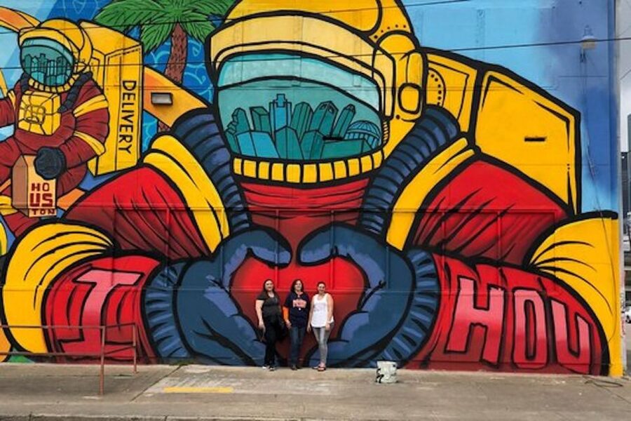 Houston: Mural Tour by Electric Cart - Meeting Up at Space City Birria Tacos and More
