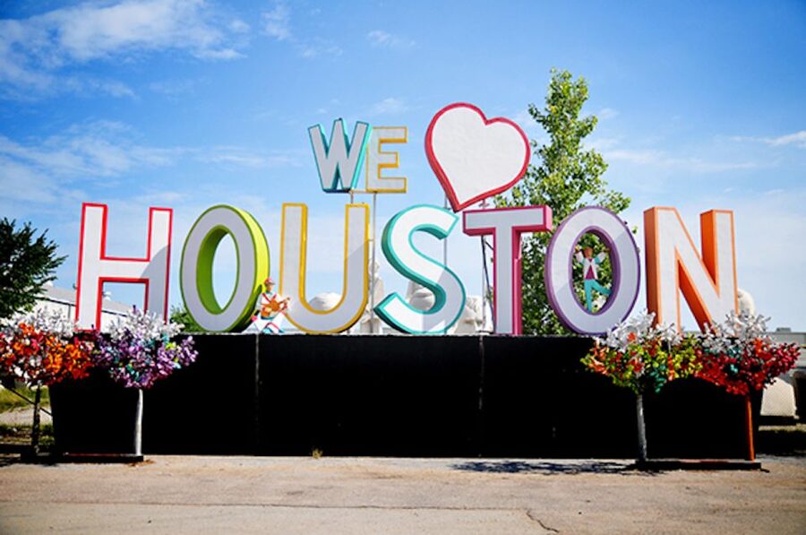 Houston: Mural Tour by Electric Cart - Downtown Stops, Eado Graffiti, and the Moment the City Feels Personal